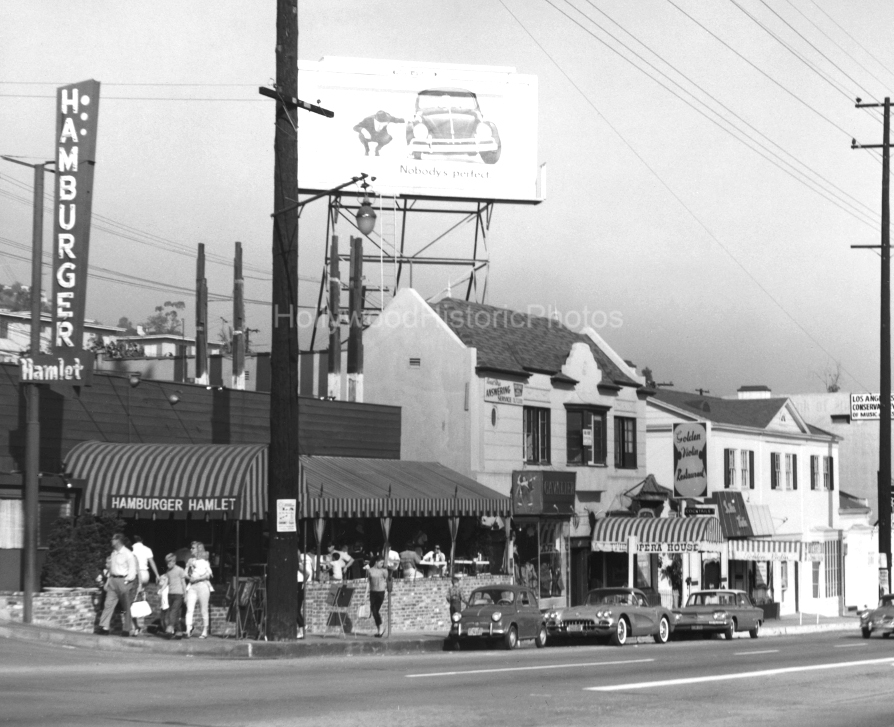 Hamburger Hamlet 1962 Original location 8929 Sunset Blvd.jpg